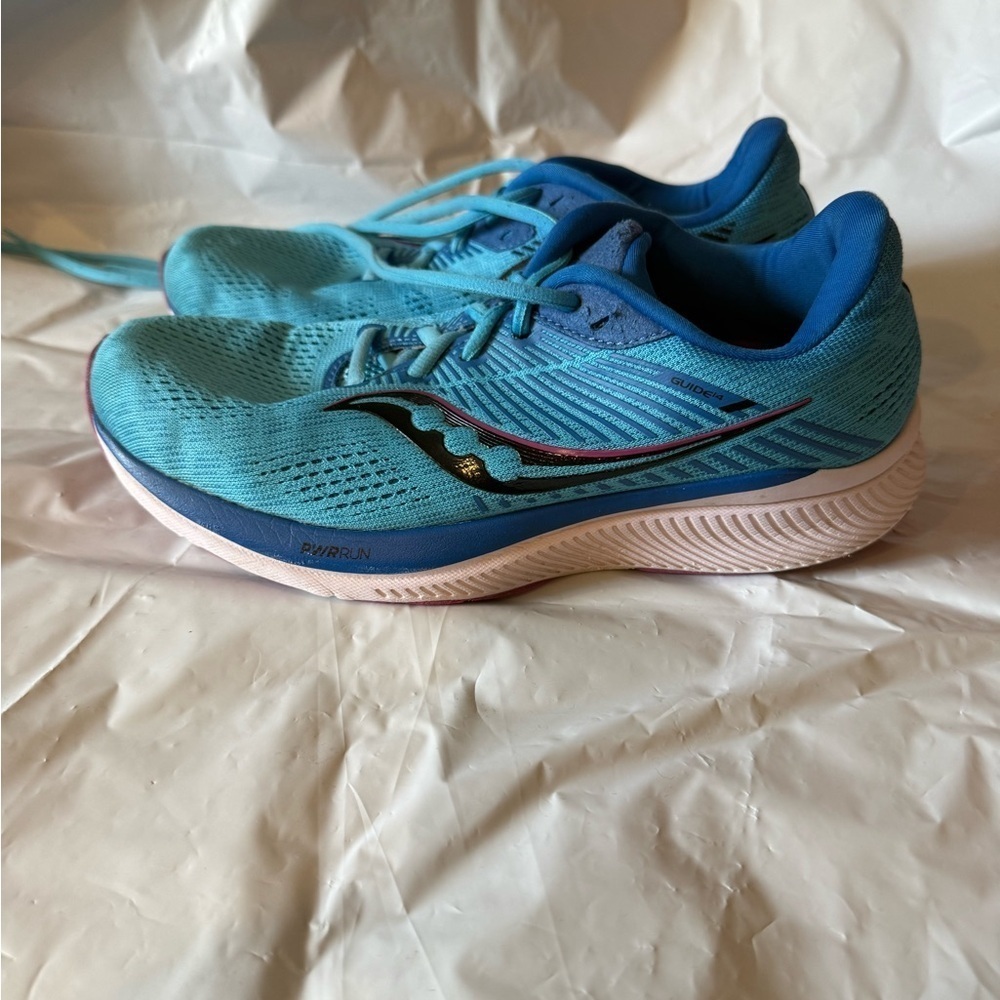 Saucony Womens Guide 14 Blue Running Shoes Sneakers Size  8.5